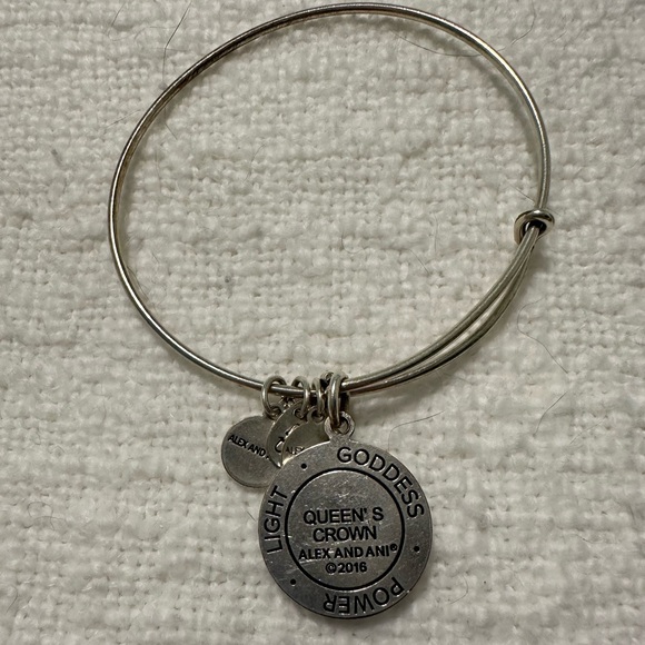 Alex and Ani Queen’s Crown charm bracelet - Picture 2 of 2